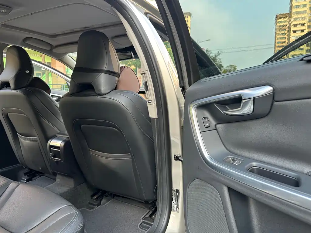 Volvo S60 S60L T5 Smart Drive Edition, фото 16