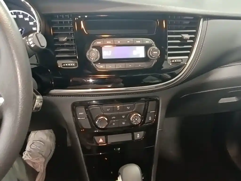 Buick Encore — миниатюра 13