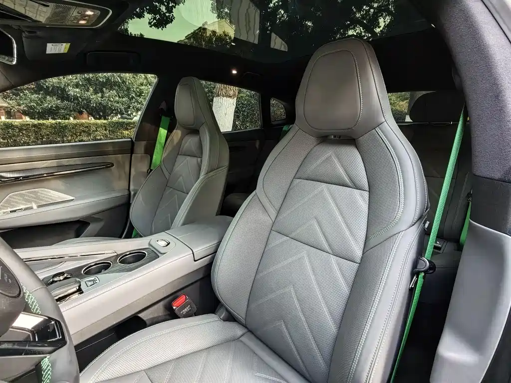 ZEEKR EXTREME KRYPTON 001