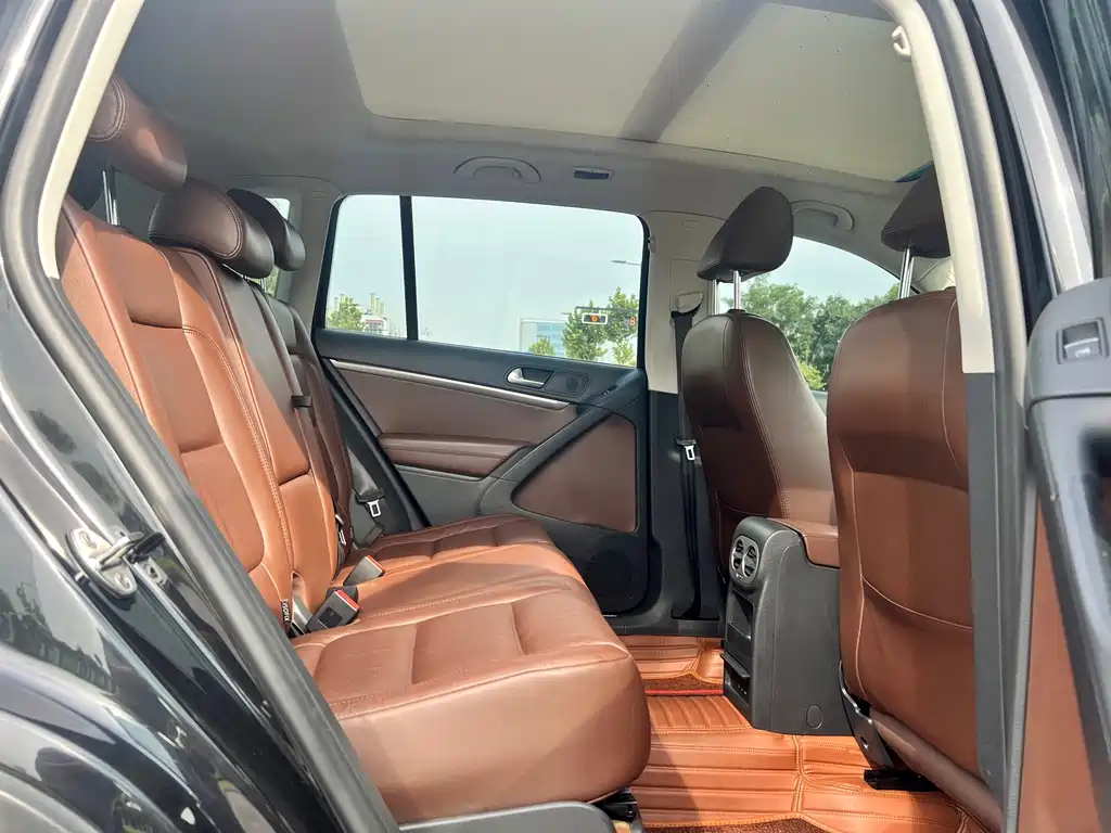 Volkswagen Tiguan — миниатюра 11