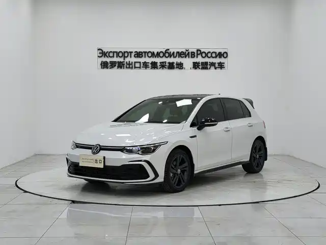 VOLKSWAGEN GOLF 2022