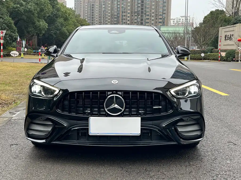 Mercedes-Benz C-Class — миниатюра 3