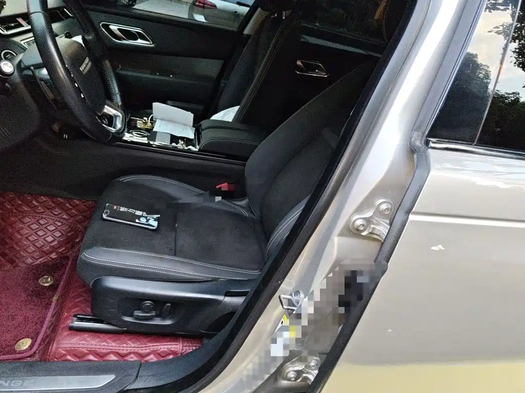 Land Rover Velar — миниатюра 8