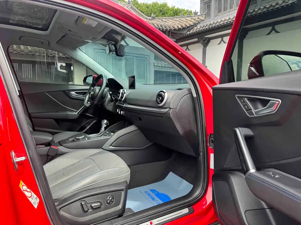 Audi Q2L — миниатюра 10
