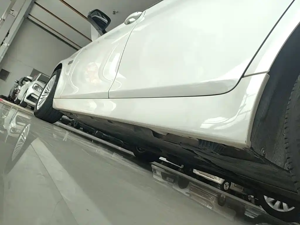 BMW 5 Series — миниатюра 22