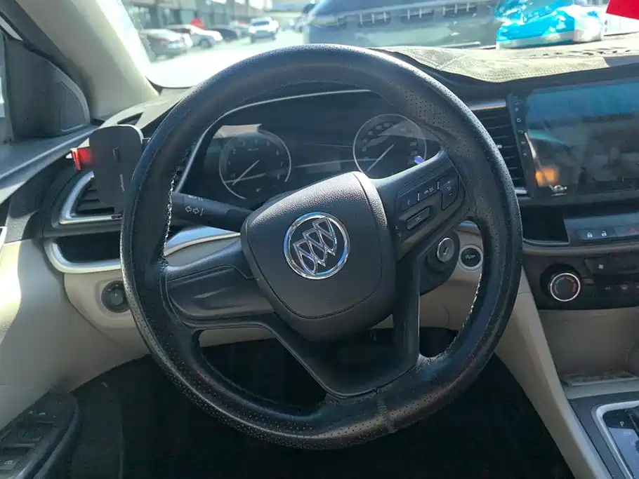 Buick Excelle — миниатюра 15