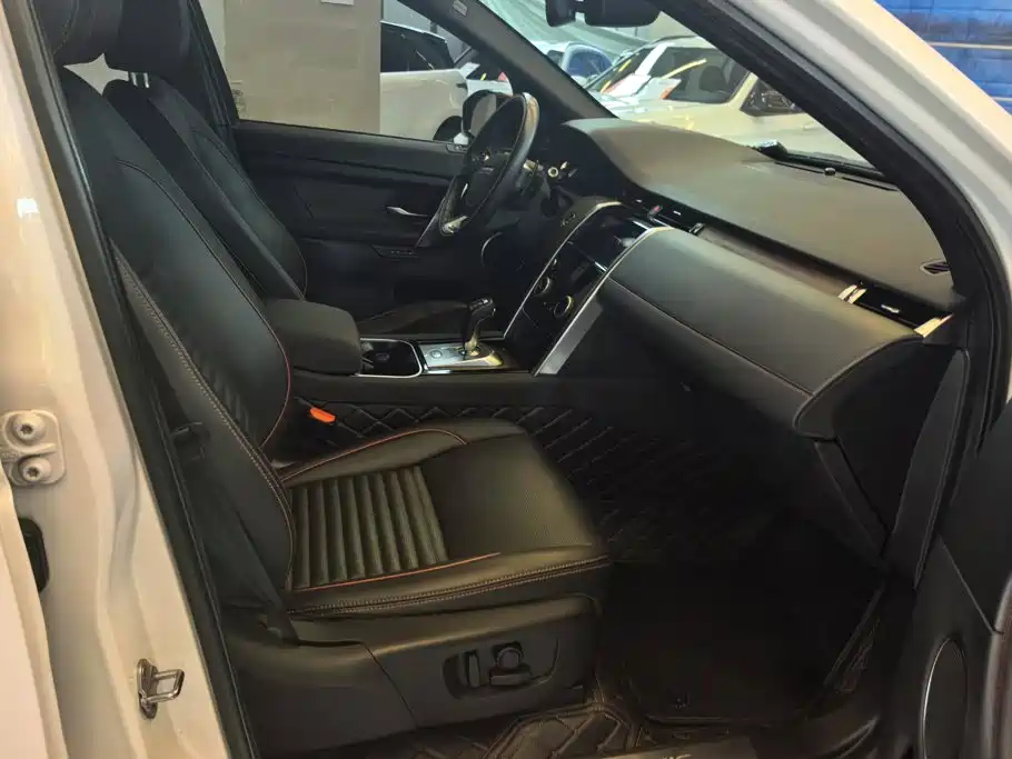 Land Rover Discovery Sport — миниатюра 8