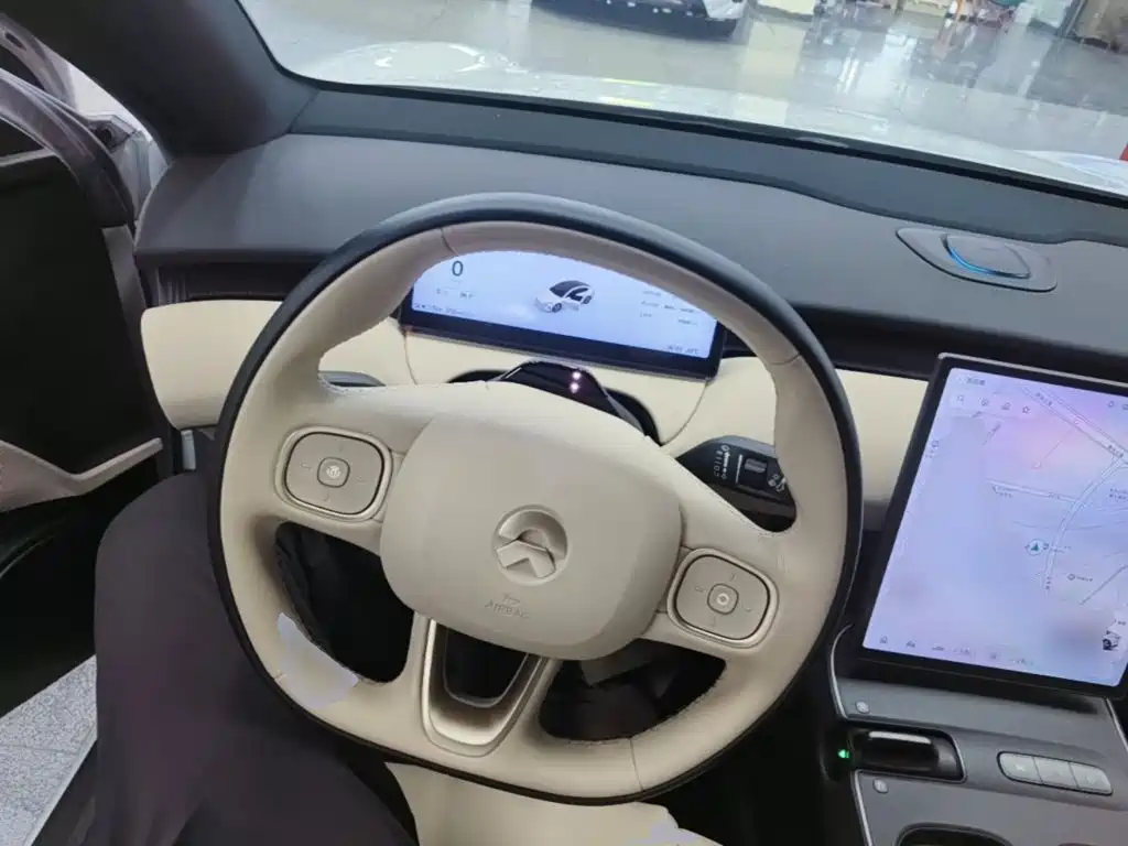 NIO ET5 — миниатюра 11