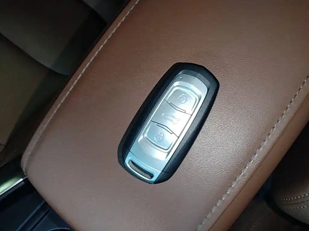 Geely Boyue — миниатюра 9