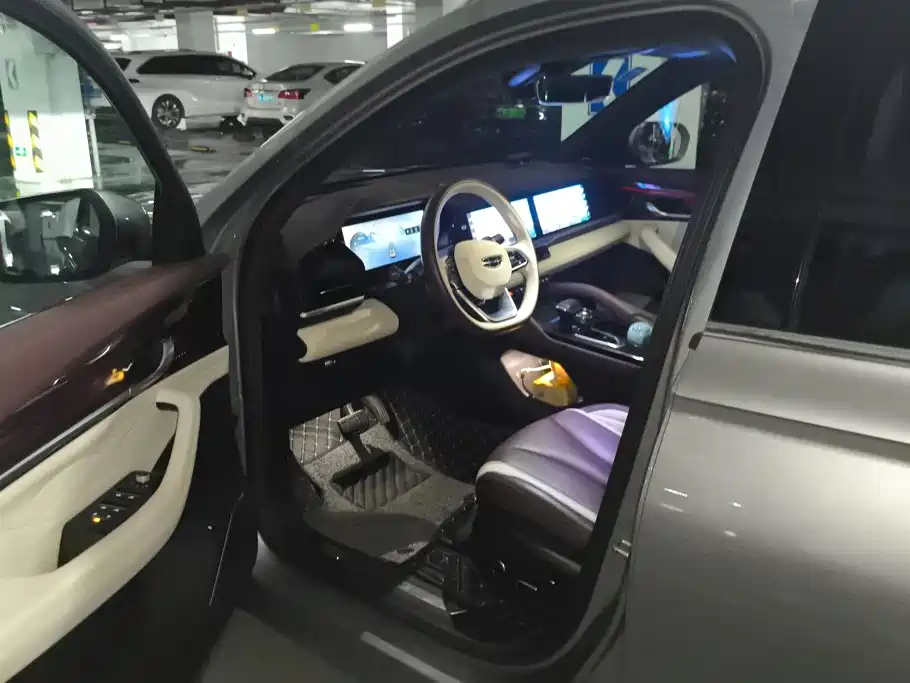 Geely Xingyue L — миниатюра 9