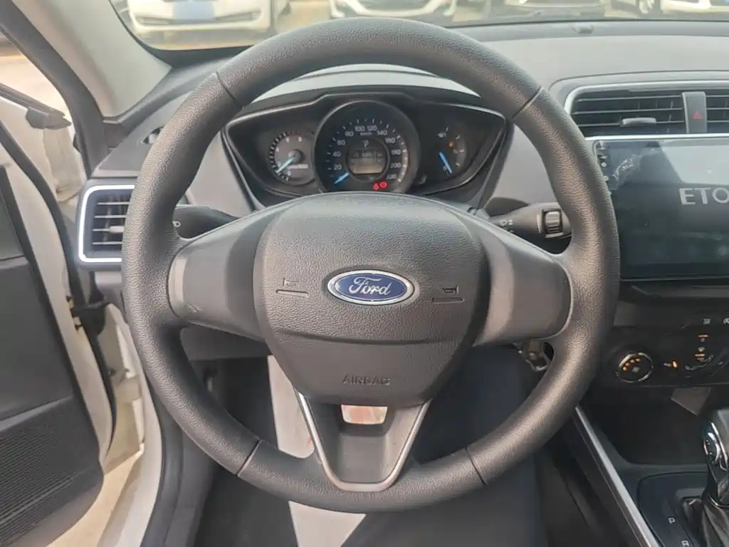 Ford Escort — миниатюра 11