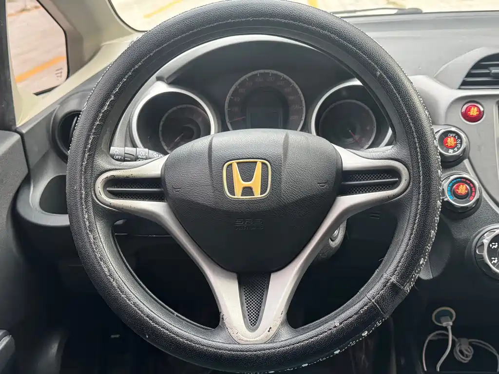Honda Fit — миниатюра 12