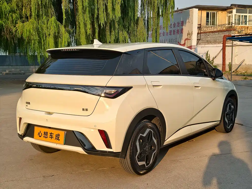 BYD Dolphin — миниатюра 3