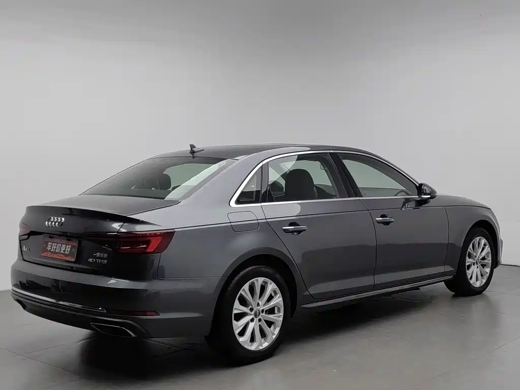 Audi A4L — миниатюра 2