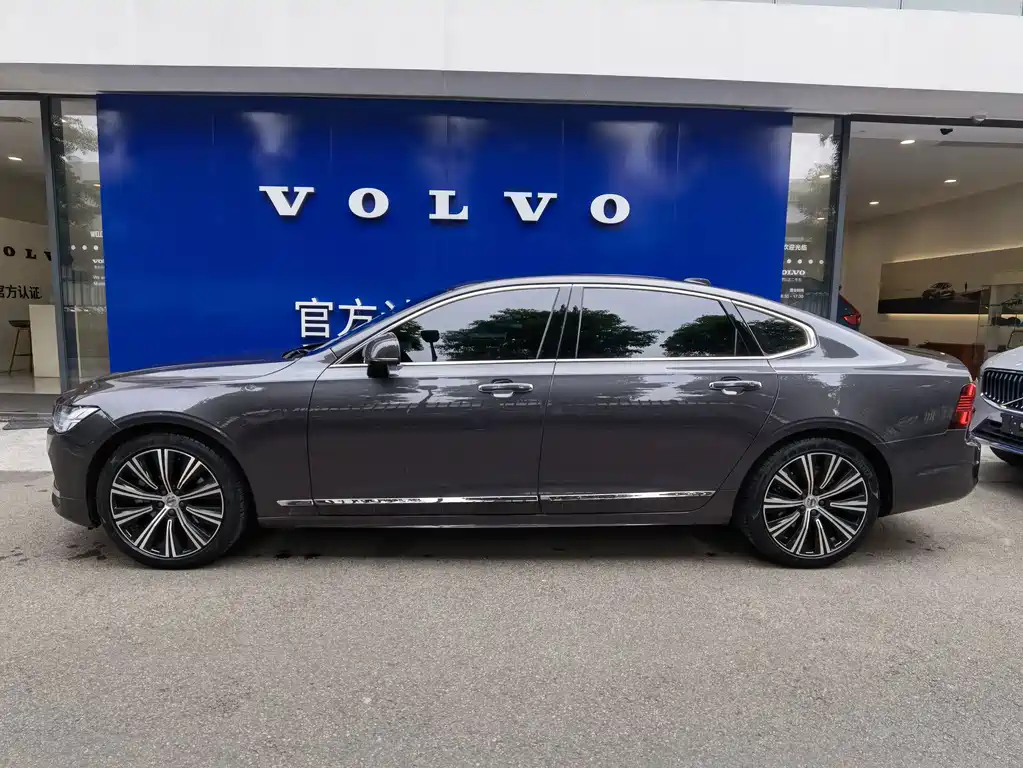 Volvo S90 — миниатюра 3