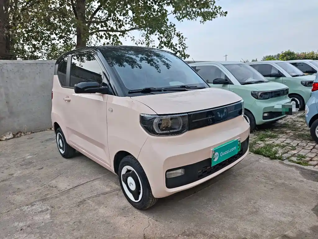 Wuling MINIEV — миниатюра 4