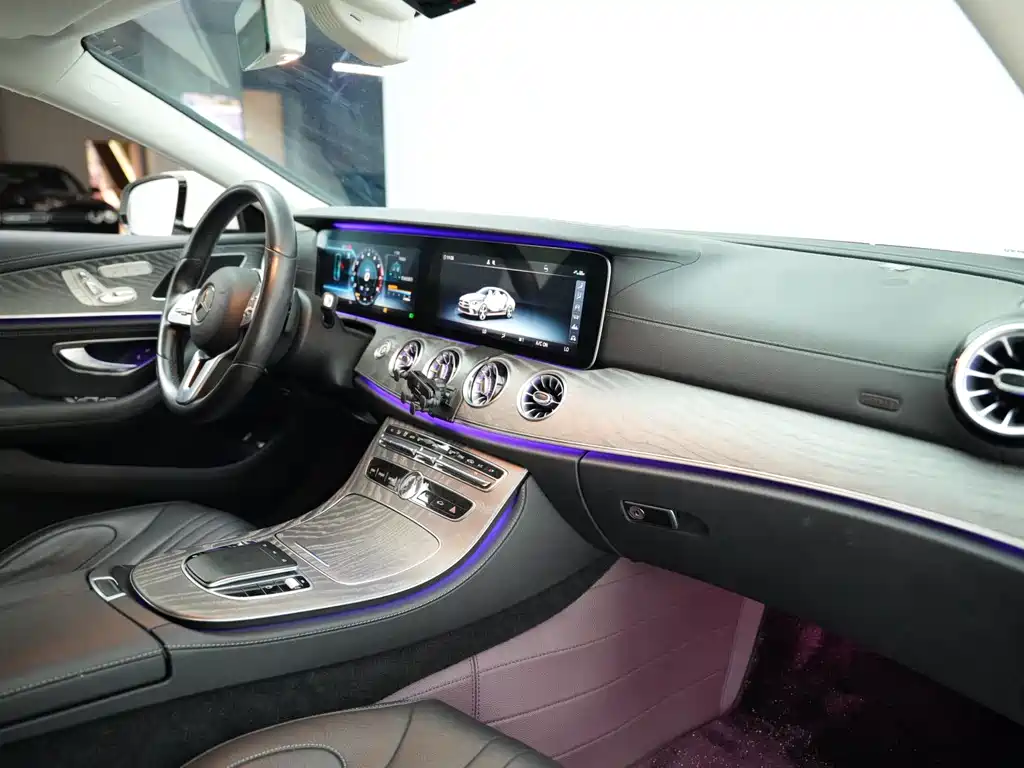 Mercedes-Benz CLS — миниатюра 7