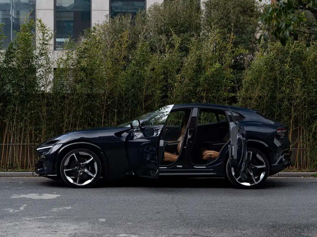 Ferrari Purosangue — миниатюра 9