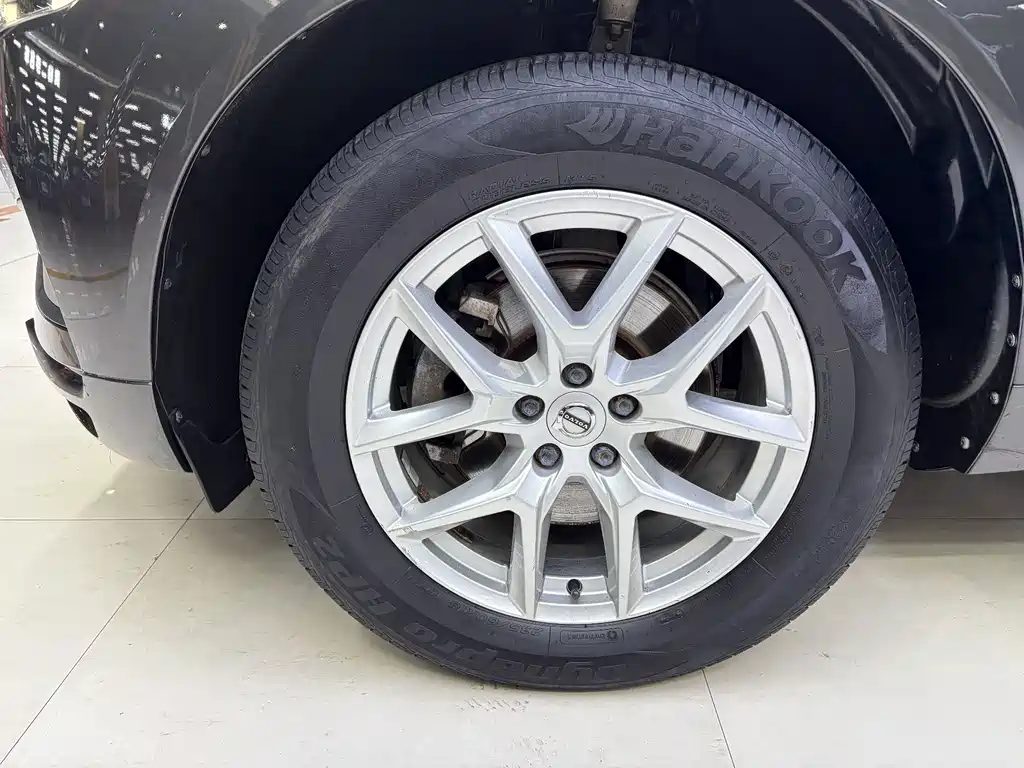 Volvo XC60 — миниатюра 9