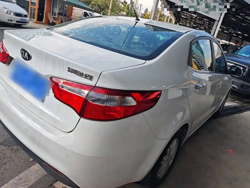 Kia K2 — миниатюра 7