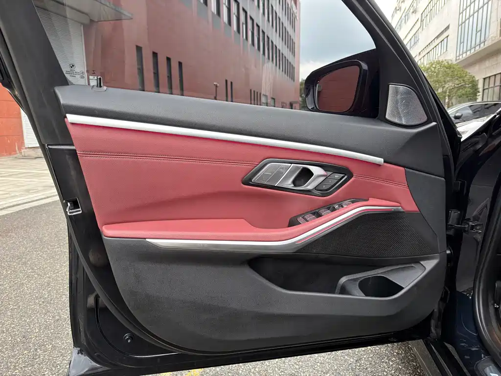 BMW 3 Series — миниатюра 15