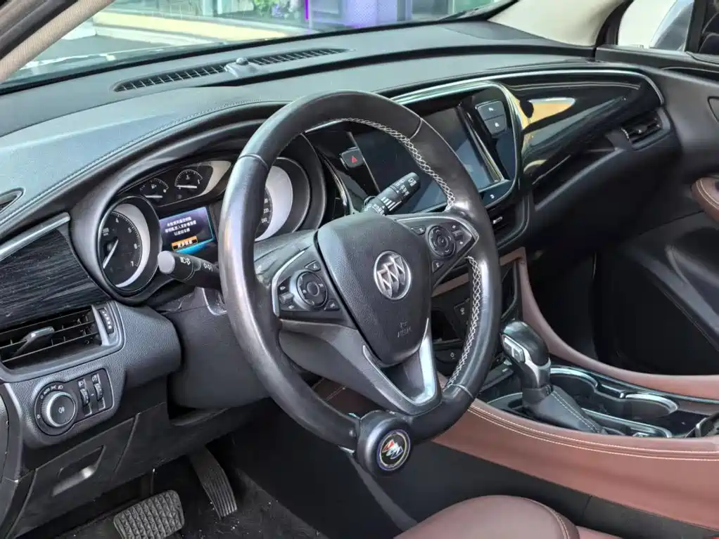 Buick Envision Plus — миниатюра 7