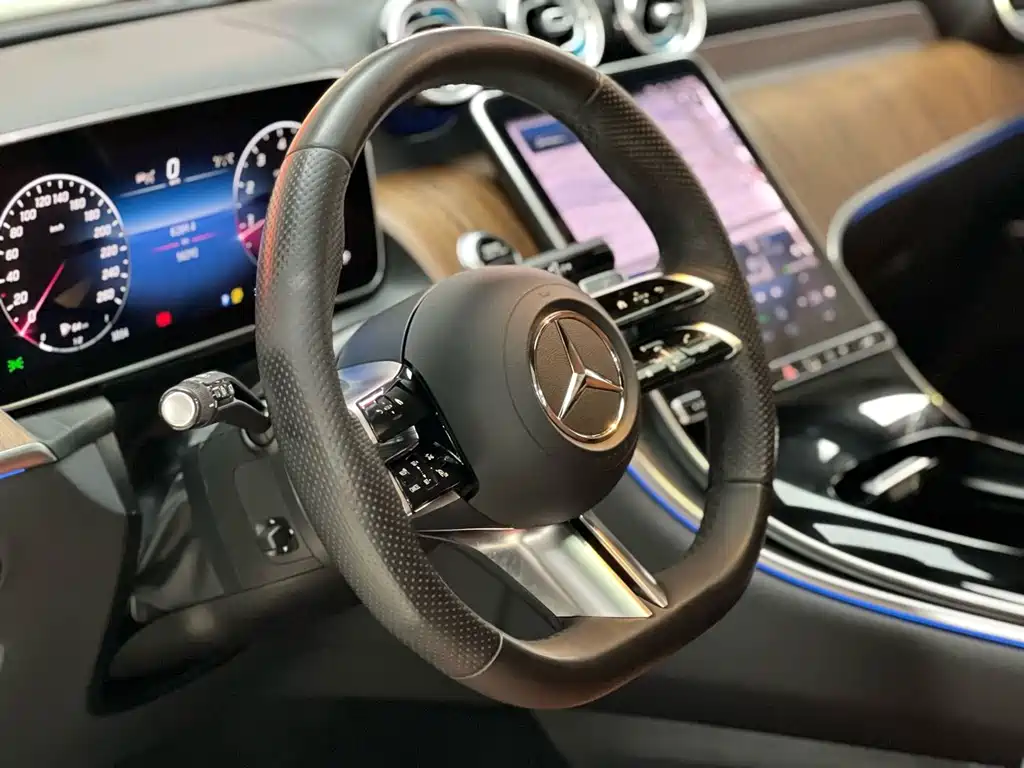 Mercedes-Benz GLC — миниатюра 7