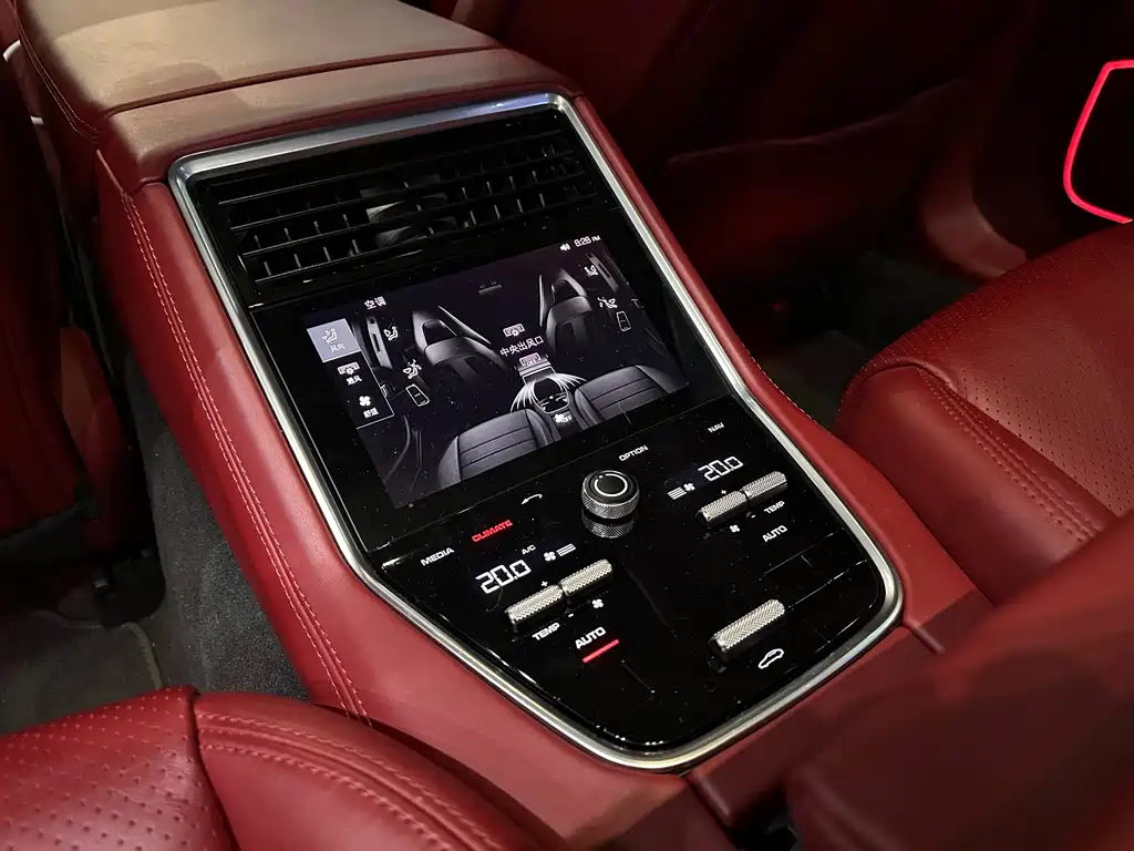 Porsche Panamera — миниатюра 8