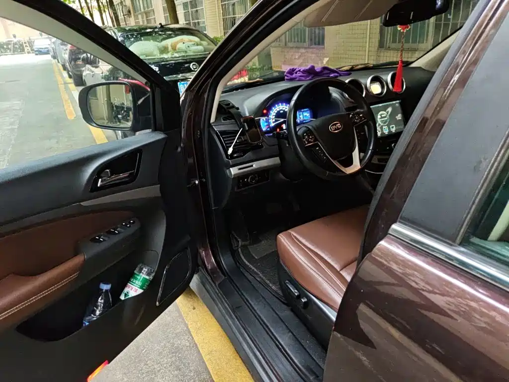 BYD S7 — миниатюра 12