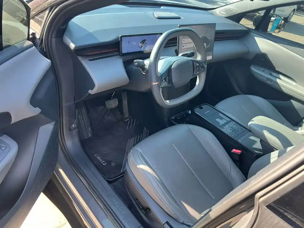Lynk & Co Z20 — миниатюра 2