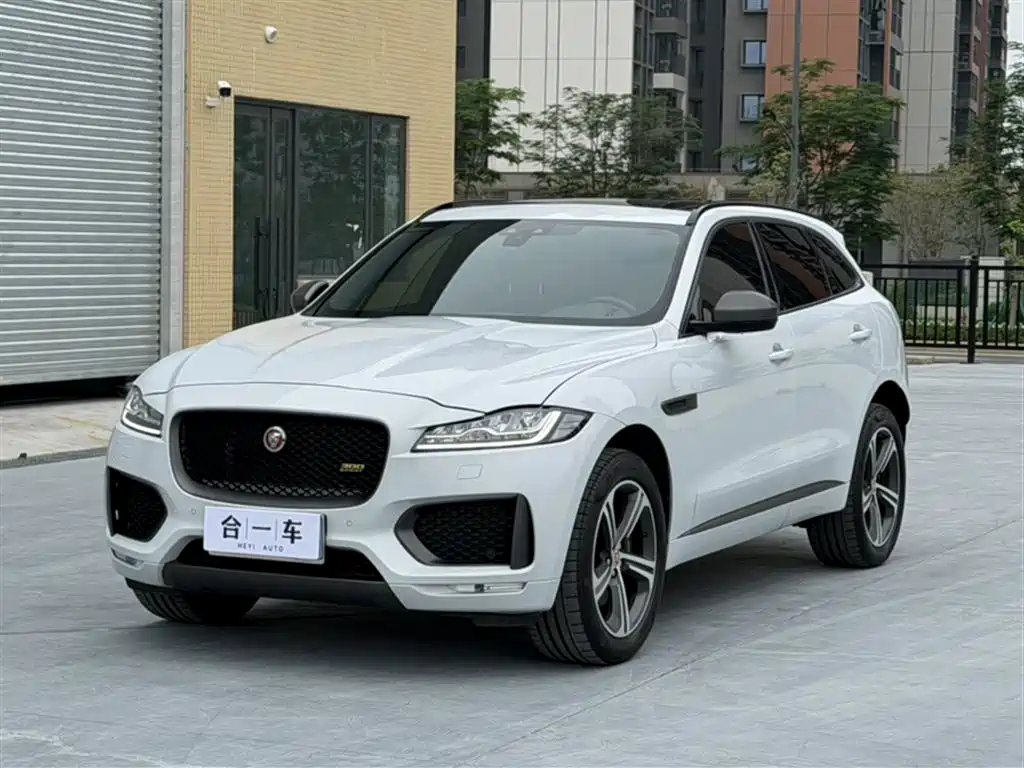 Jaguar F-PACE 2021