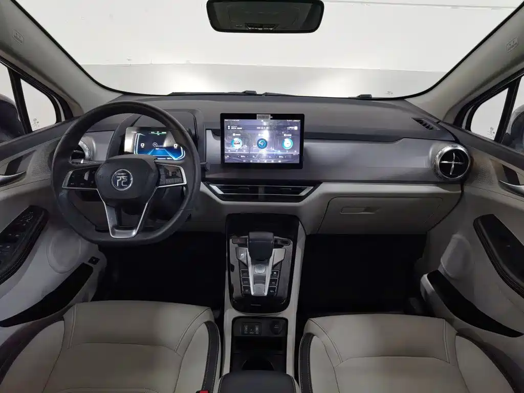 BYD Yuan Pro — миниатюра 5