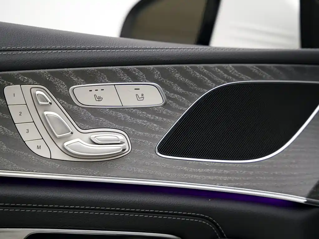 Mercedes-Benz CLS — миниатюра 13