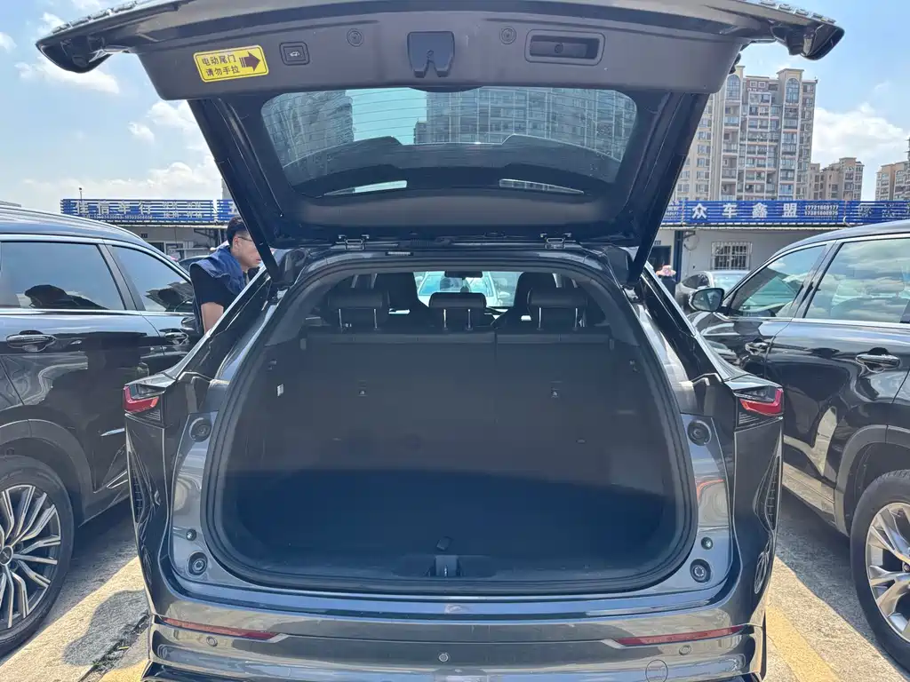 CHANGAN CHANGAN AUCHAN Z6