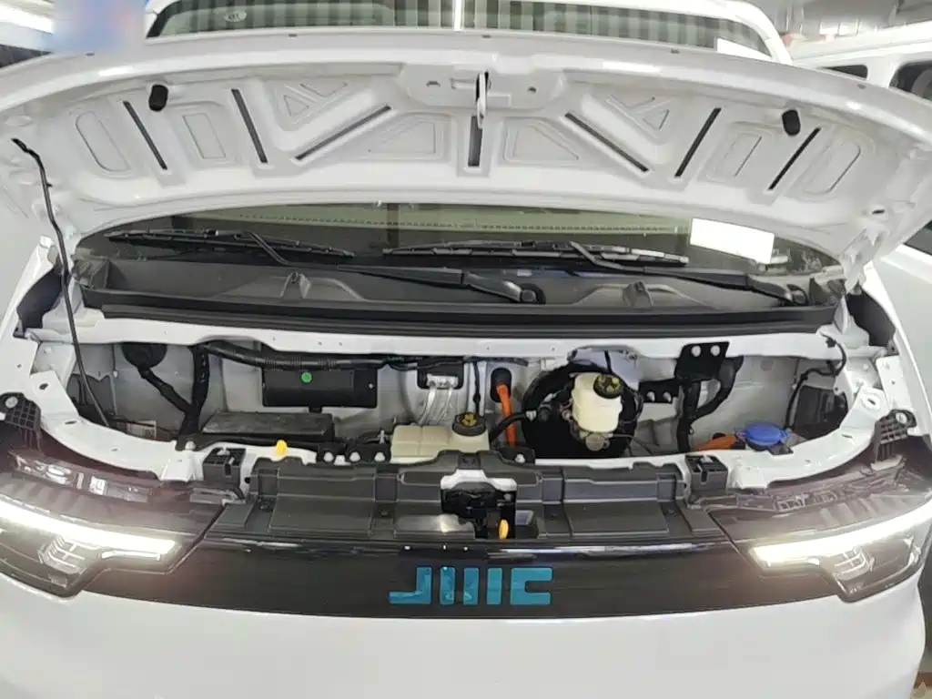 JMC E-Fushun — миниатюра 20