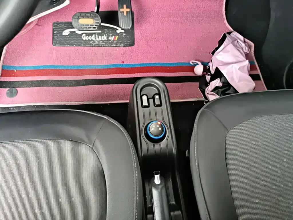 Wuling MINIEV — миниатюра 14