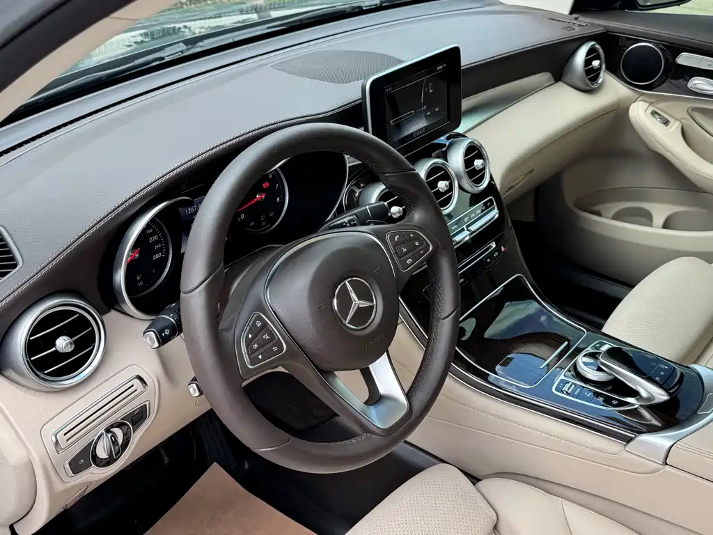 Mercedes-Benz GLC — миниатюра 17