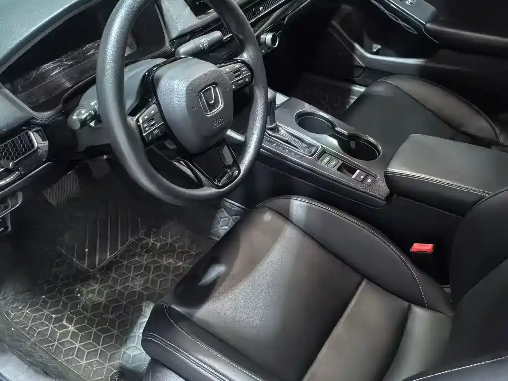 Honda Civic — миниатюра 8