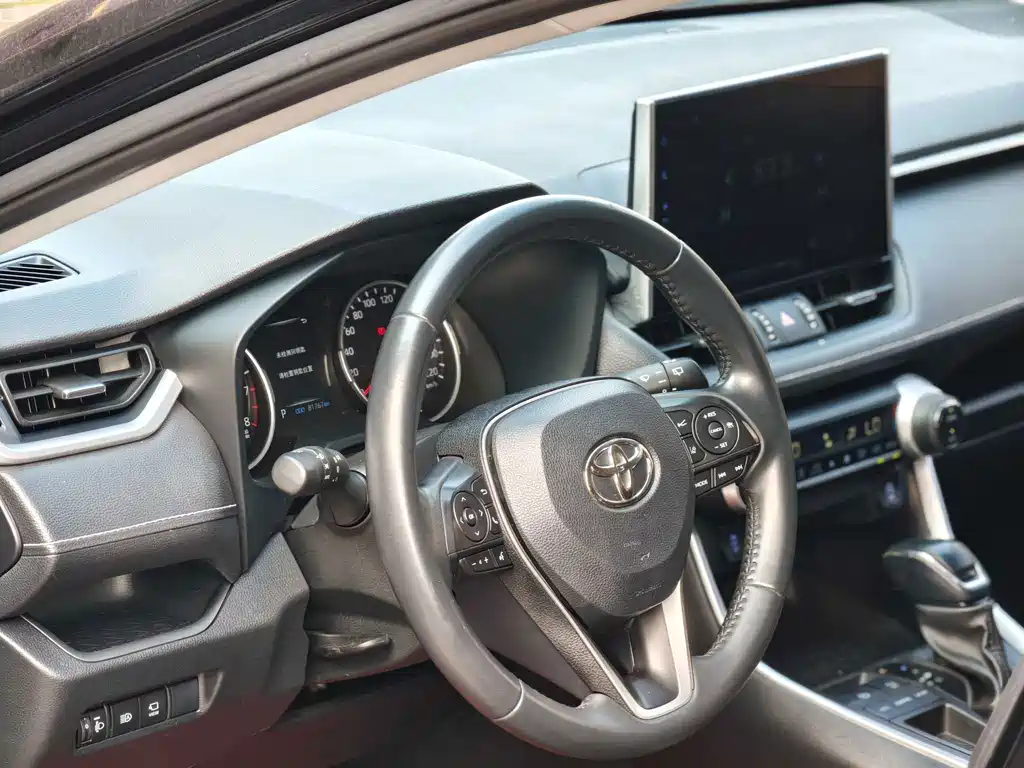 Toyota Wildlander — миниатюра 12