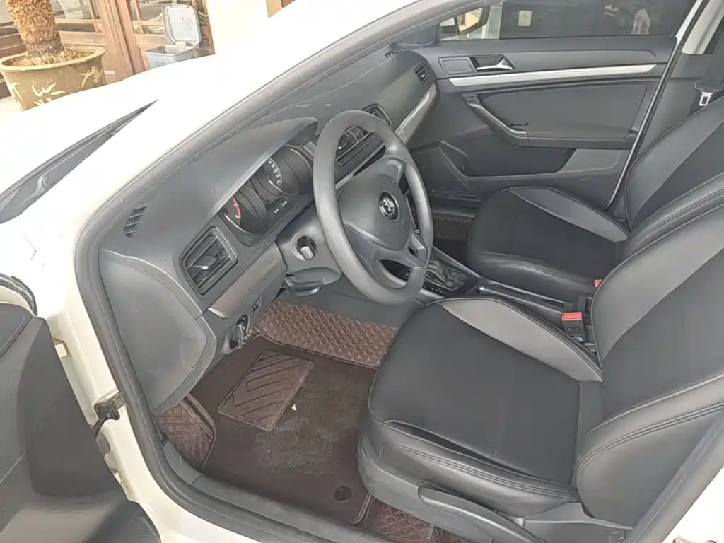 Volkswagen Lavida — миниатюра 16