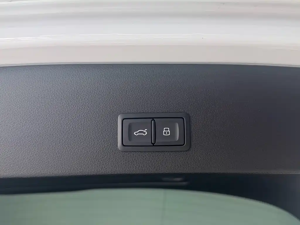 Audi Q2L — миниатюра 19