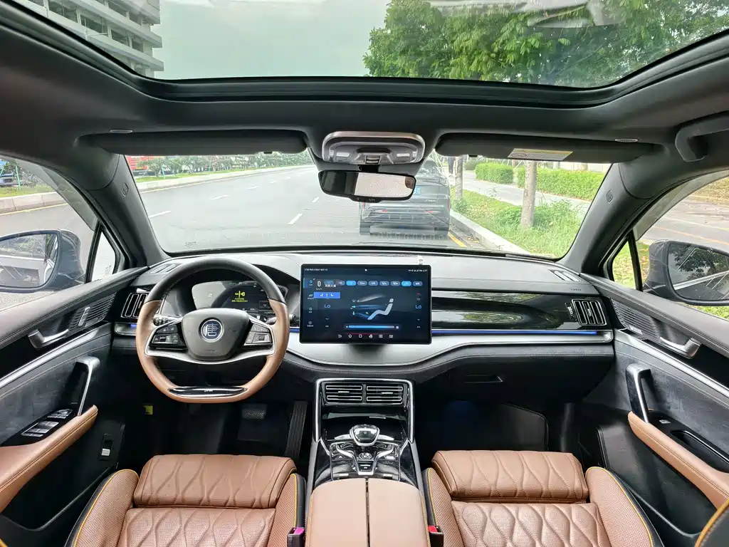 BYD Tang New Energy — миниатюра 7