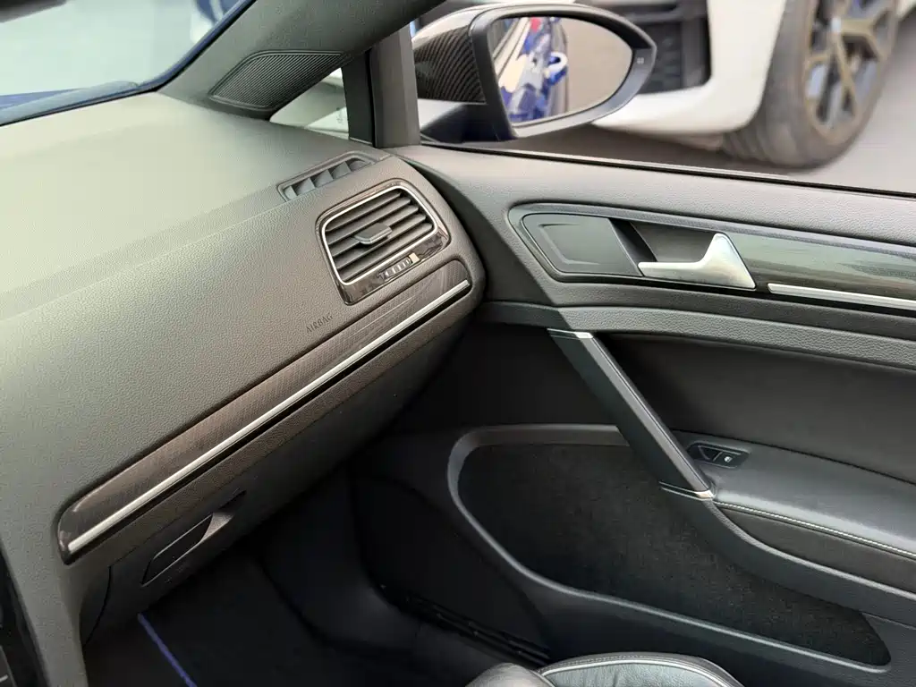 Volkswagen Golf (Import) — миниатюра 24