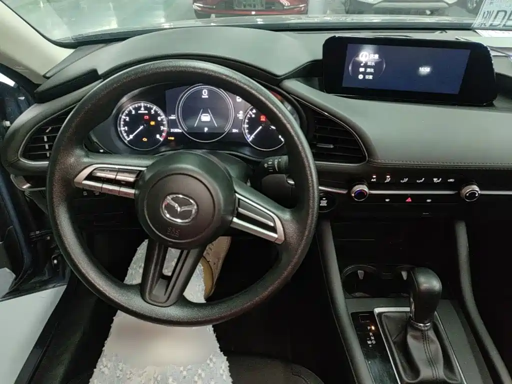 Mazda 3 Axela — миниатюра 10