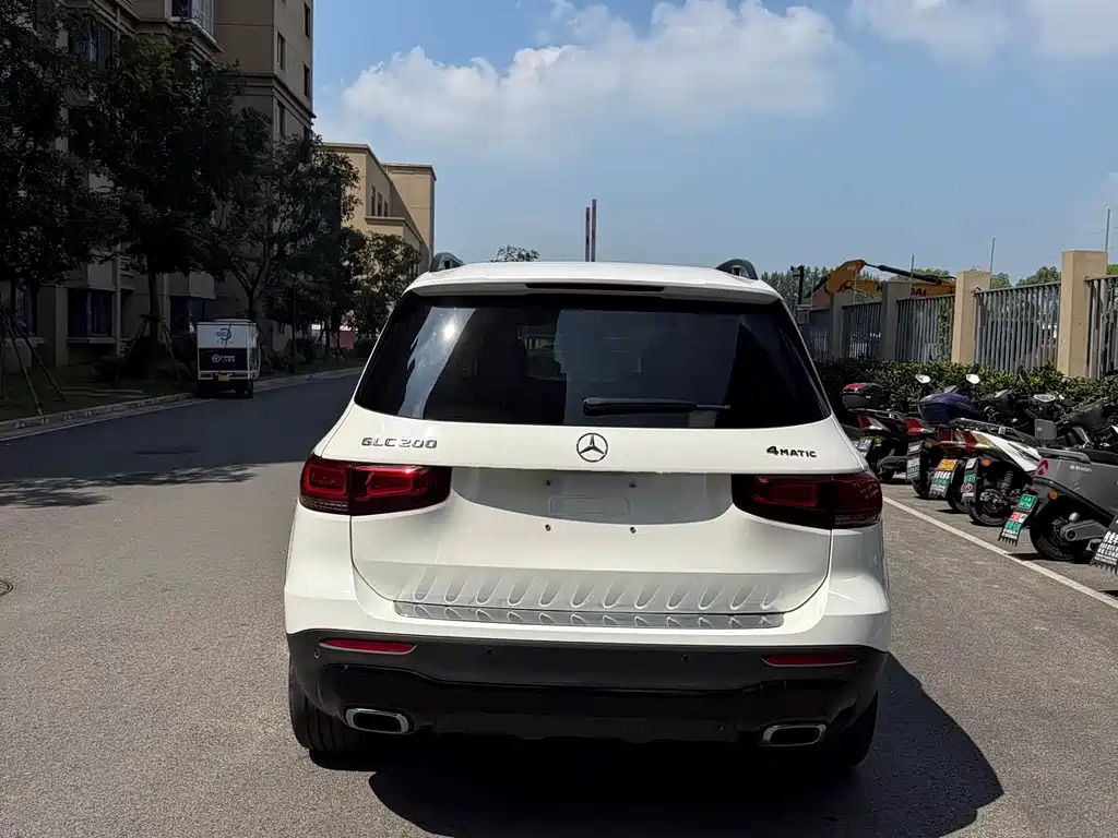 Mercedes-Benz GLB — миниатюра 11