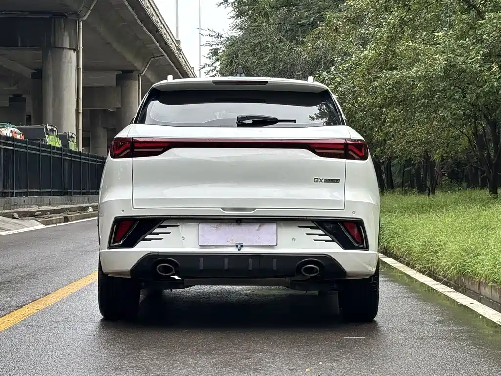 JAC JAC QX PHEV — миниатюра 5