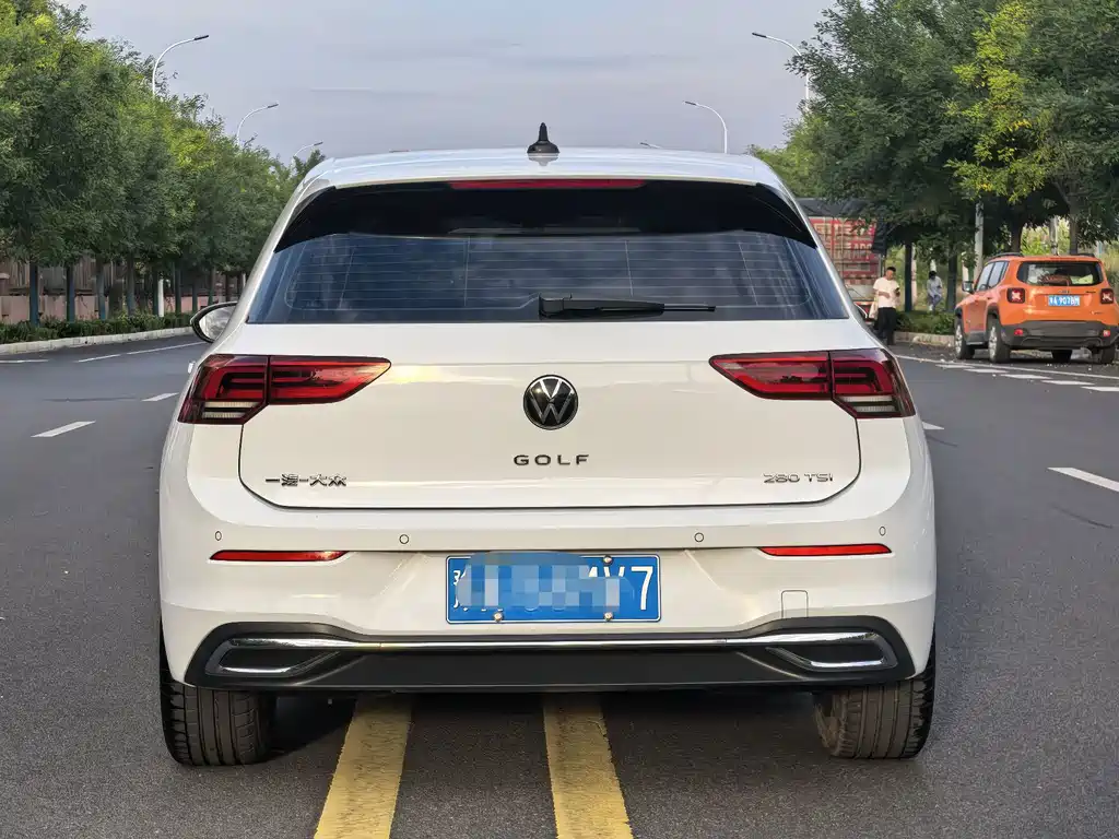Volkswagen Golf — миниатюра 6