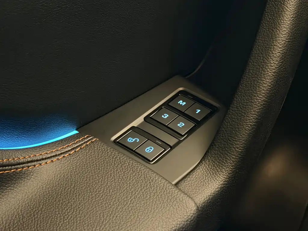 Jaguar F-PACE — миниатюра 19