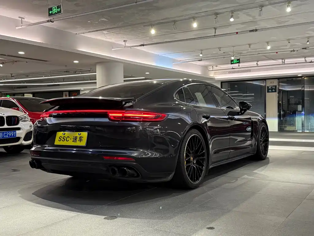Porsche Panamera — миниатюра 4