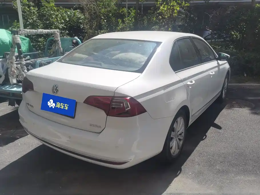 Volkswagen Bora — миниатюра 3